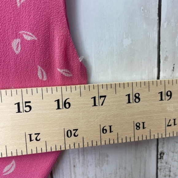 Chadwick’s Pink Sleeveless Dress with Leaf Pattern size 4, 100% silk shell - Picture 6 of 9